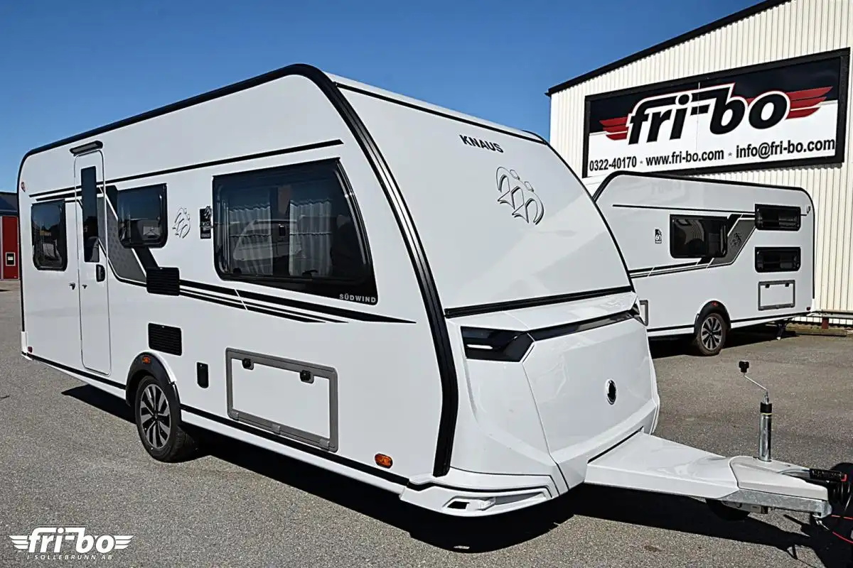 Knaus 500 EU Südwind Black Selection, Långbäddar — bild 1 av 28
