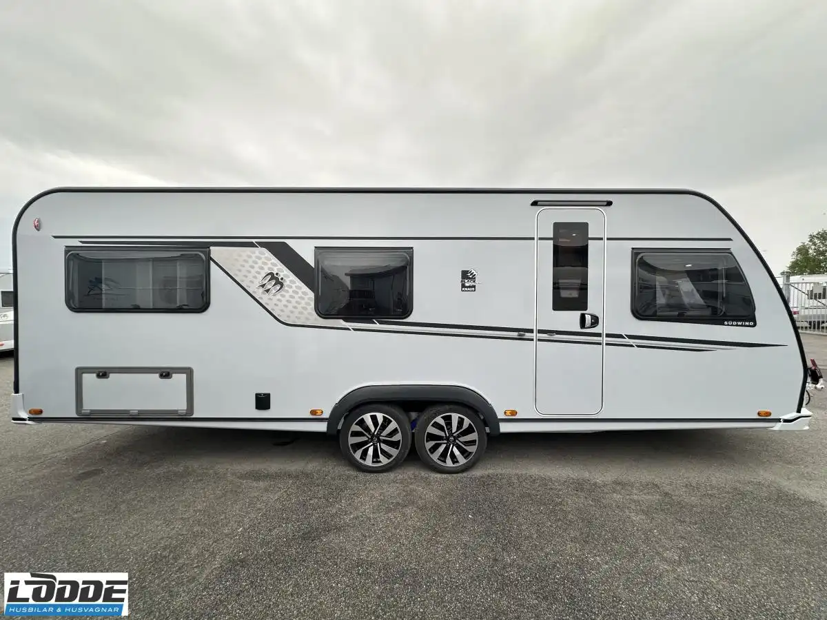 Knaus SÜDWIND BLACK SELECTION 650 UDF — bild 1 av 9