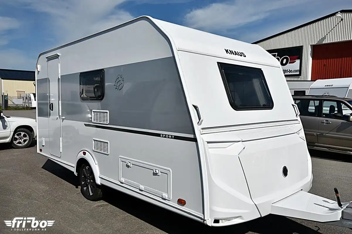 Knaus 420 QD Sport, Dubbelbädd — bild 1 av 24