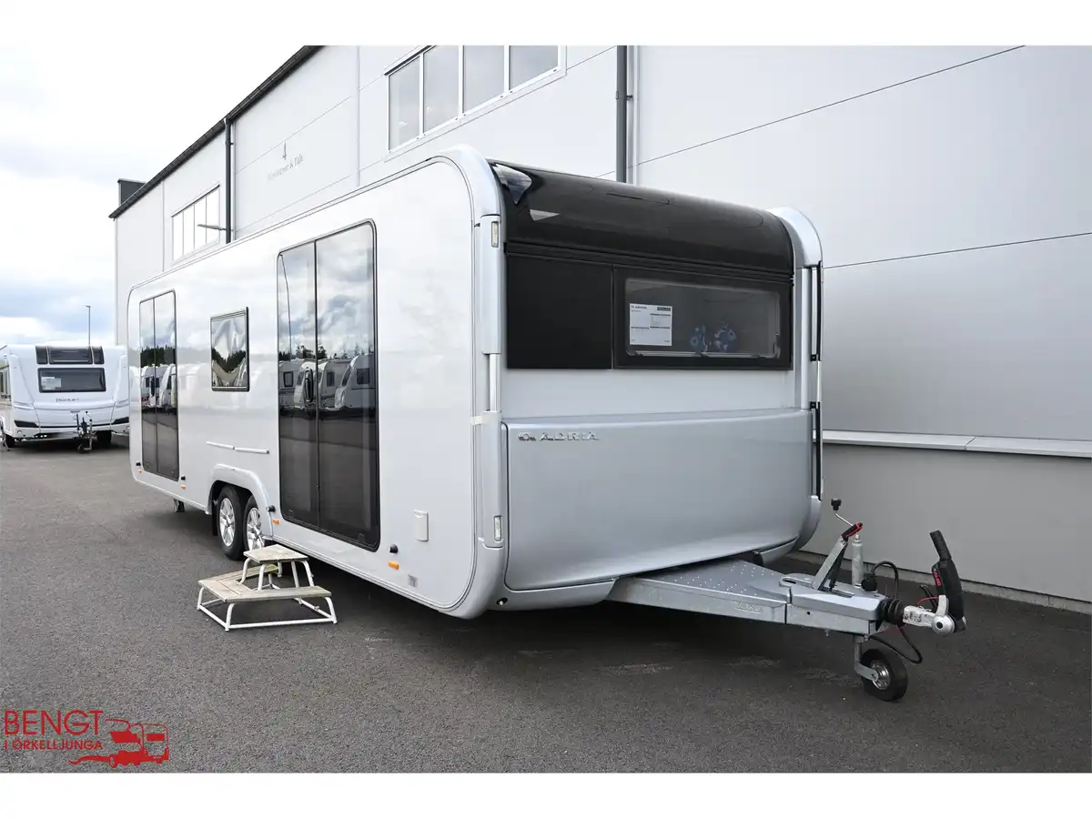 Adria ASTELLA 704 HP — bild 1 av 32